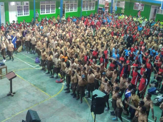 Julius, Missionaris Muda yang Dipanggil Tuhan untuk Papua Julius, Missionaris Muda yang Dipanggil Tuhan untuk Papua